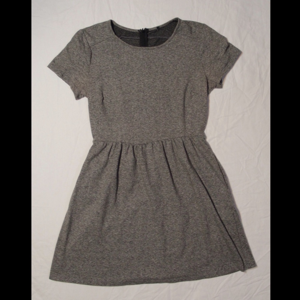 Forever 21 gray dress with pockets